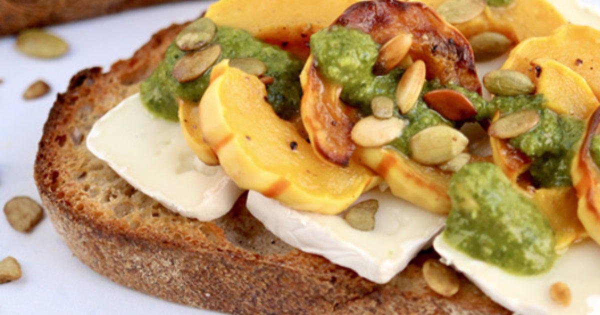 Creamy Brie Toasts with Delicata & Salsa Verde | Laura Chenel